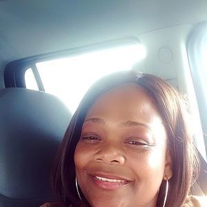 Meet your Posher, Yolanda